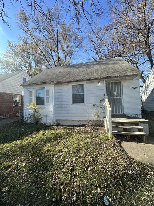 20017 Pelkey St in Detroit, MI - Foto de edificio