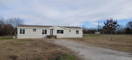 102 Bailey St in Van Alstyne, TX - Building Photo - Building Photo