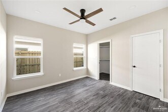 5701 Notre Dame Ave, Unit 4 in McAllen, TX - Building Photo - Building Photo