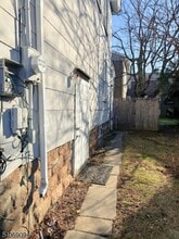 1759 Whittier St in Rahway, NJ - Building Photo - Building Photo