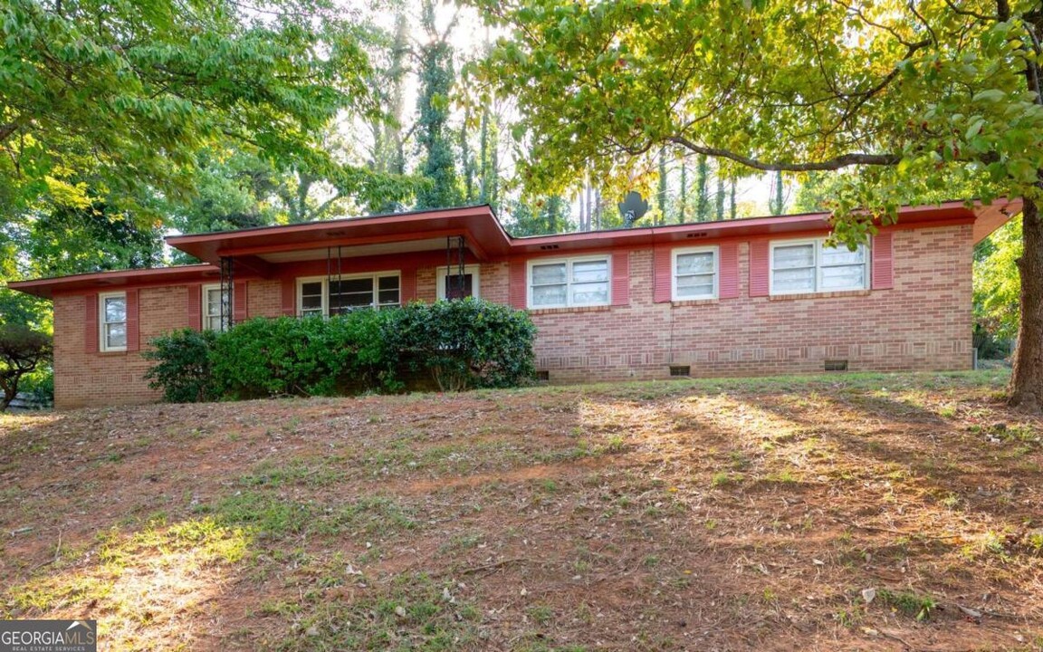 40 Old Roving Rd in Cartersville, GA - Building Photo