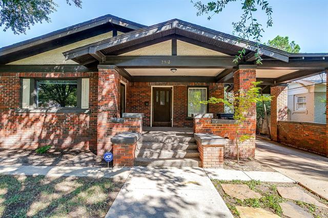 2312 Mistletoe Ave in Fort Worth, TX - Building Photo - Building Photo
