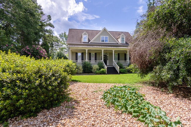 property at 202 Lagoon Dr