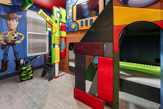 4751 Hero Wy in Orlando, FL - Building Photo - Building Photo