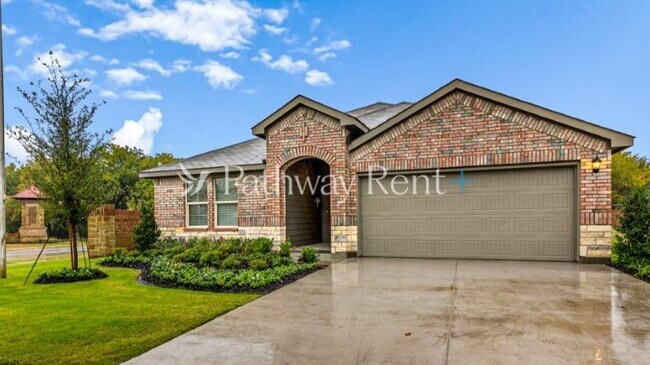 8417 Hollymead Ln in Fort Worth, TX - Building Photo - Building Photo