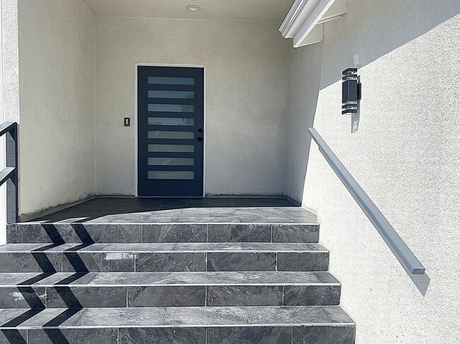 955 Brossard Dr in Thousand Oaks, CA - Building Photo - Building Photo