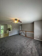 300 NE Westwind Dr in Lee's Summit, MO - Building Photo - Building Photo