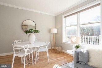 1737 P St NW in Washington, DC - Foto de edificio - Building Photo