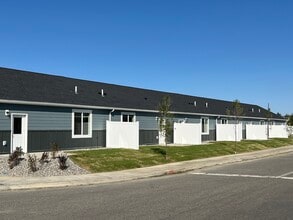 Sapphire Patio Home Apartments in Billings, MT - Building Photo - Building Photo