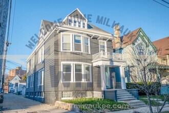 1545 E Irving Pl in Milwaukee, WI - Building Photo - Building Photo