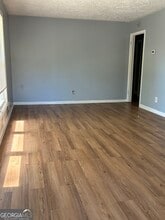 240 Springside Dr SE in Atlanta, GA - Building Photo - Building Photo