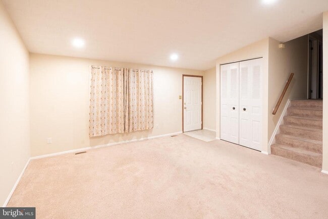 1 Derwood Ct in Parkville, MD - Building Photo - Building Photo