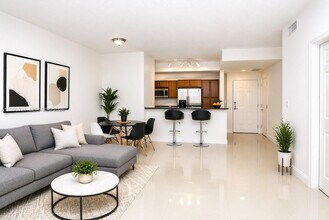 3232 Coral Wy in Miami, FL - Building Photo - Building Photo