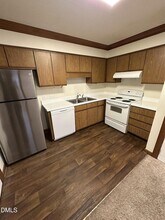 3535 Ivy Commons Dr, Unit 302 in Raleigh, NC - Foto de edificio - Building Photo