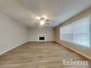 65 Cascade Ct in Covington, GA - Building Photo - Building Photo