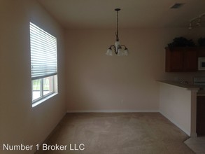 1893 Royal Ridge Dr in Davenport, FL - Building Photo - Building Photo