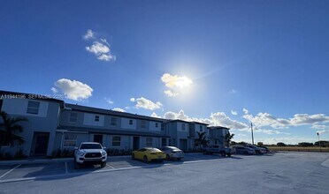 12168 SW 268th St in Homestead, FL - Building Photo - Building Photo