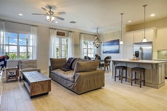 140 Ocean Breeze Dr in Juno Beach, FL - Building Photo - Building Photo