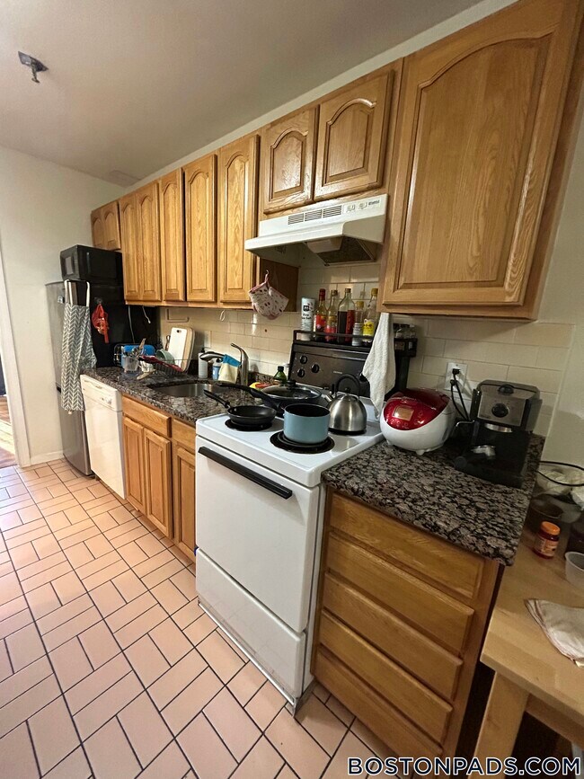 49 Symphony Rd in Boston, MA - Building Photo - Building Photo