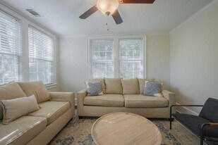 840 Bobbin Mill Rd in Athens, GA - Building Photo