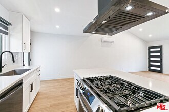 10420 Regent St in Los Angeles, CA - Building Photo - Building Photo