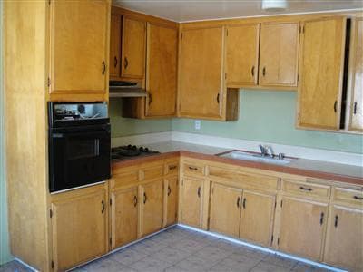 810 Pierce St in Taft, CA - Building Photo - Building Photo