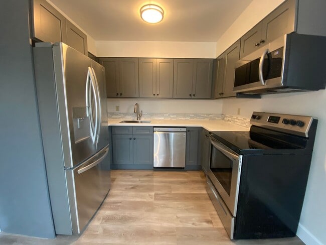 property at 1513 SE Ash St