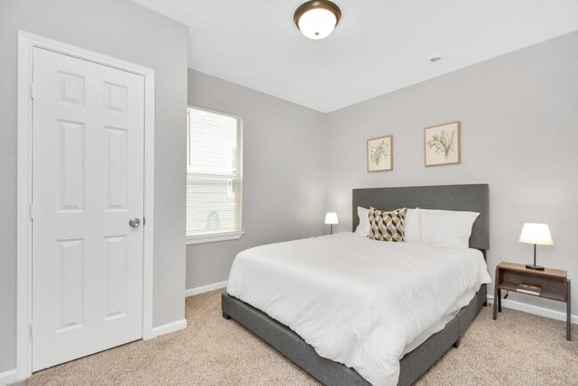 property at 1801 Roosevelt St