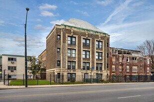 158 N Central Ave in Chicago, IL - Building Photo