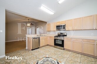 2411 Serenity Bend in Kissimmee, FL - Building Photo - Building Photo