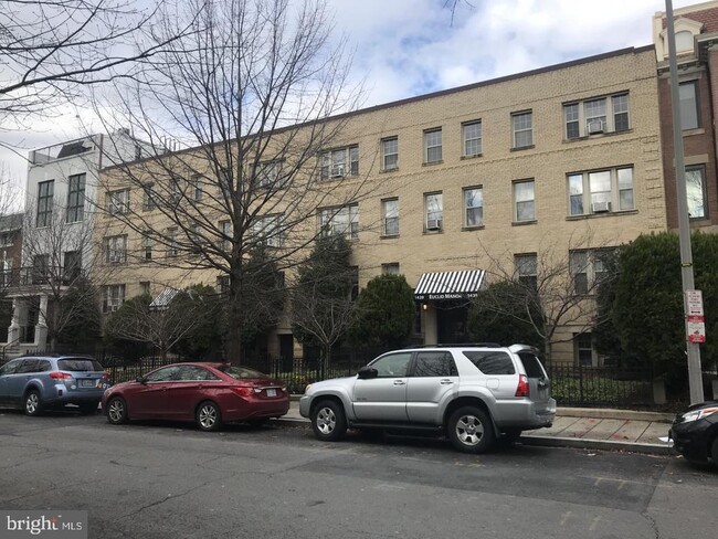 property at 1439 Euclid St NW