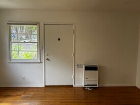 4203 Latona Ave, Unit 4202 in Los Angeles, CA - Building Photo