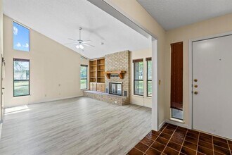 12203 Conrad Rd in Austin, TX - Building Photo - Building Photo