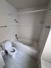 4302 Ocean Dr, Unit A in Manhattan Beach, CA - Building Photo - Building Photo