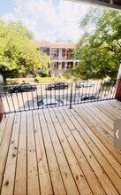 6020 Catharine St, Unit B in Philadelphia, PA - Foto de edificio - Building Photo