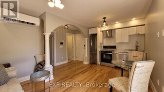 159-159 James St in Ottawa, ON - Building Photo