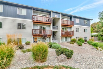 Parker Apartments in Beaverton, OR - Foto de edificio - Building Photo