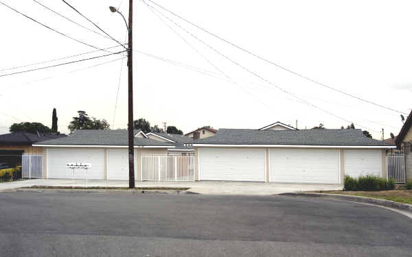 2514 Brighton St in Rosemead, CA - Foto de edificio