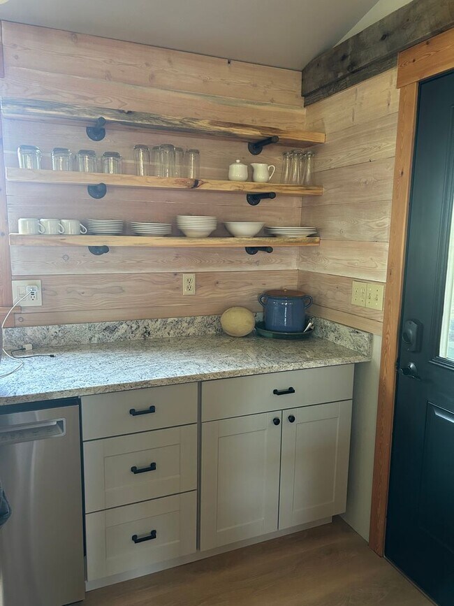 760 Braig Rd in Whitefish, MT - Building Photo - Building Photo