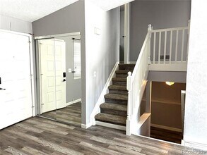 17332 E Layton Dr in Aurora, CO - Building Photo - Building Photo