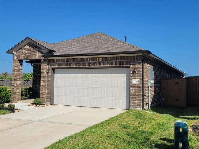 13114 Cobalt Cove Ct in La Marque, TX - Building Photo - Building Photo