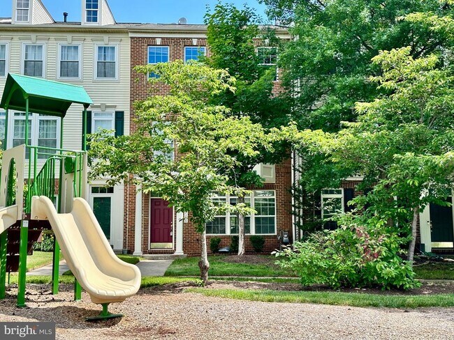 44256 Huron Terrace in Ashburn, VA - Building Photo - Building Photo