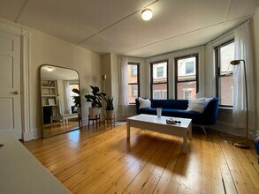 53 Joy St, Unit 5 in Boston, MA - Building Photo - Building Photo