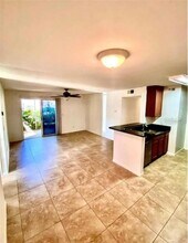 6076 Westgate Dr, Unit 104 in Orlando, FL - Building Photo - Building Photo