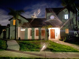 1806 Soto St in Oceanside, CA - Building Photo