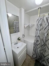 15 N Washington St in Berkeley Springs, WV - Building Photo - Building Photo