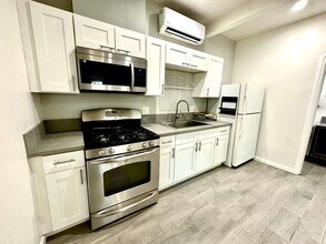 908 Orange St in Riverside, CA - Building Photo - Building Photo