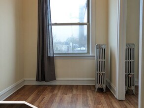 2536 N Sawyer Ave in Chicago, IL - Building Photo - Building Photo