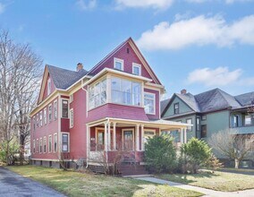 65 Firglade Ave in Springfield, MA - Building Photo - Building Photo