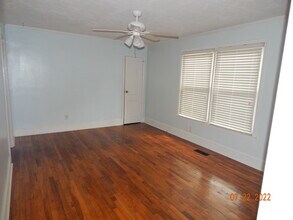 1449 Mimosa Cir SE in Smyrna, GA - Foto de edificio - Building Photo